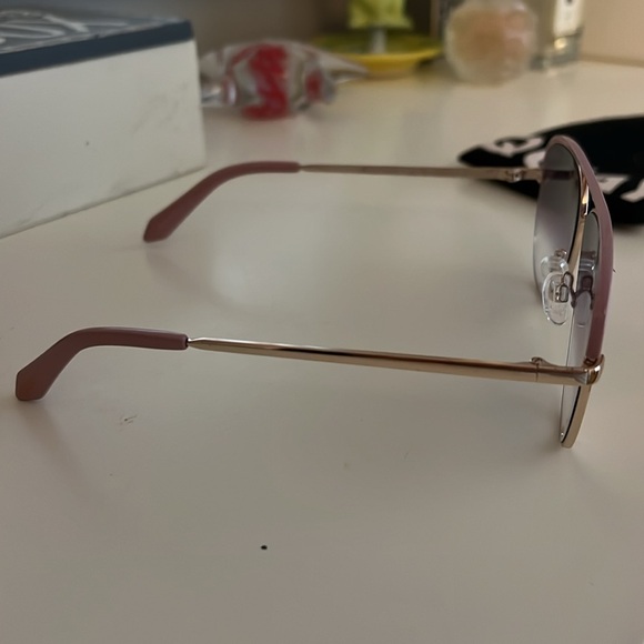 quay sunglasses brand new - Picture 3 of 4